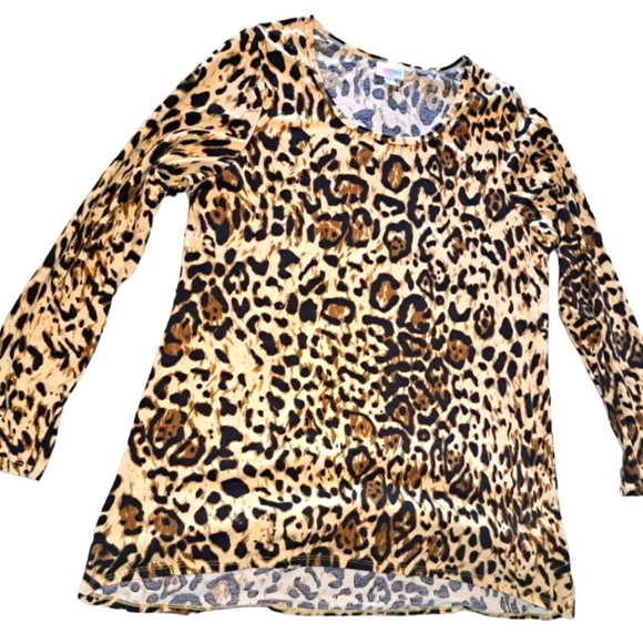 LuLaRoe Long Sleeved Leopard Print Top Sixe XL - Picture 3 of 4